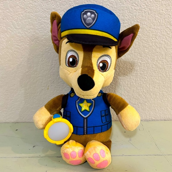Paw Patrol Toys Paw Patrol Snuggle Up Chase Plush With Flashlight